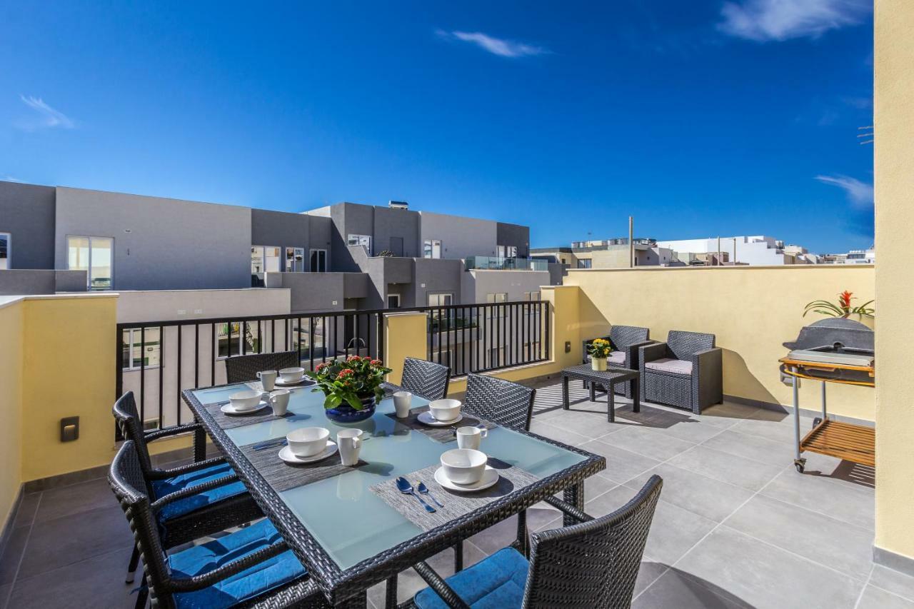 Sunny Modern Apartments 멜리에하 외부 사진