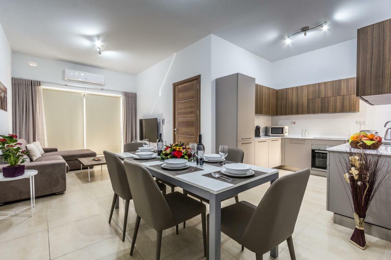 Sunny Modern Apartments 멜리에하 외부 사진