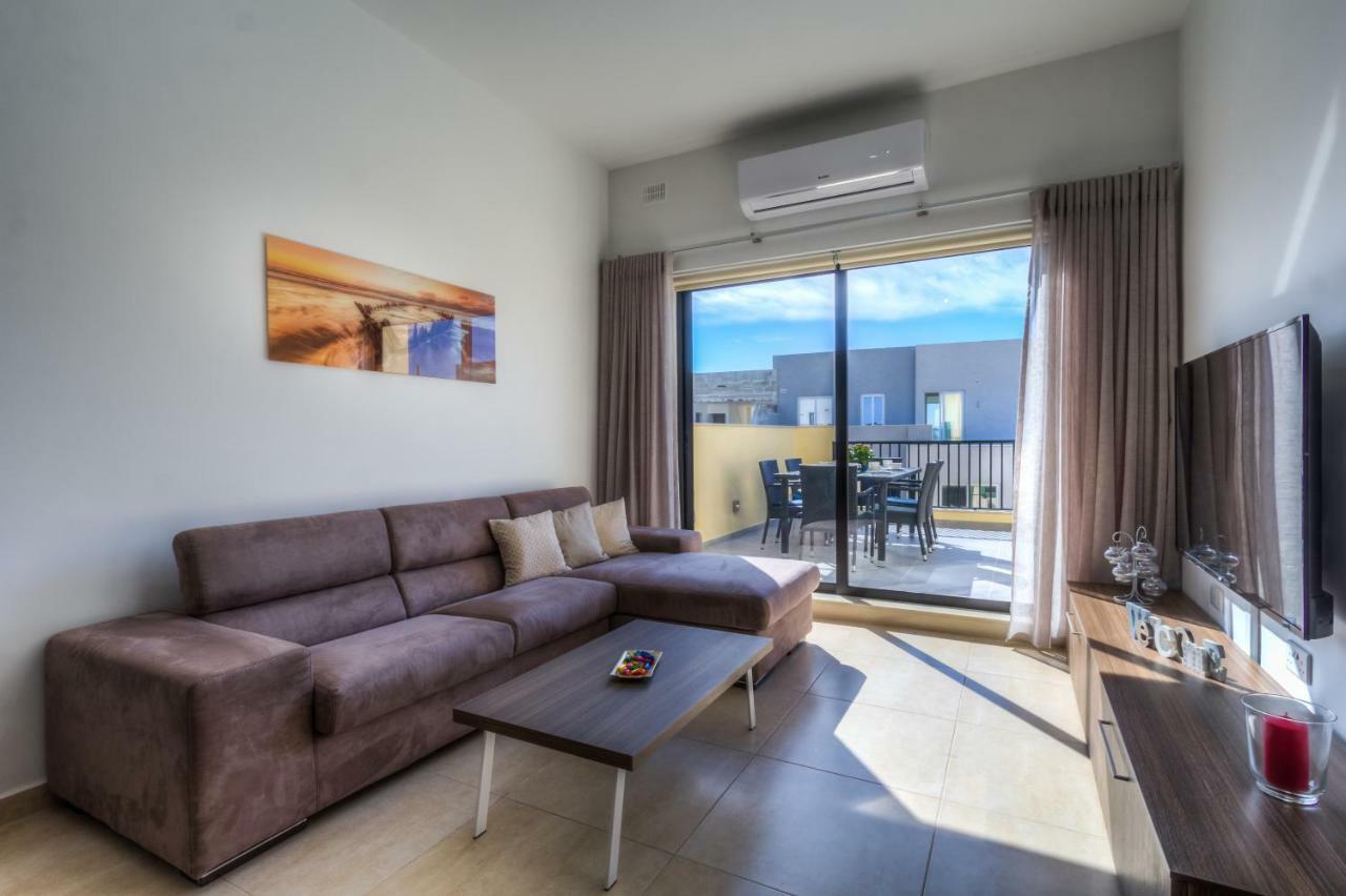 Sunny Modern Apartments 멜리에하 외부 사진